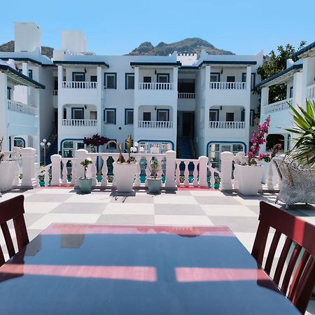 Bahama Art Hotel ทูร์กุทริส ภายนอก รูปภาพ