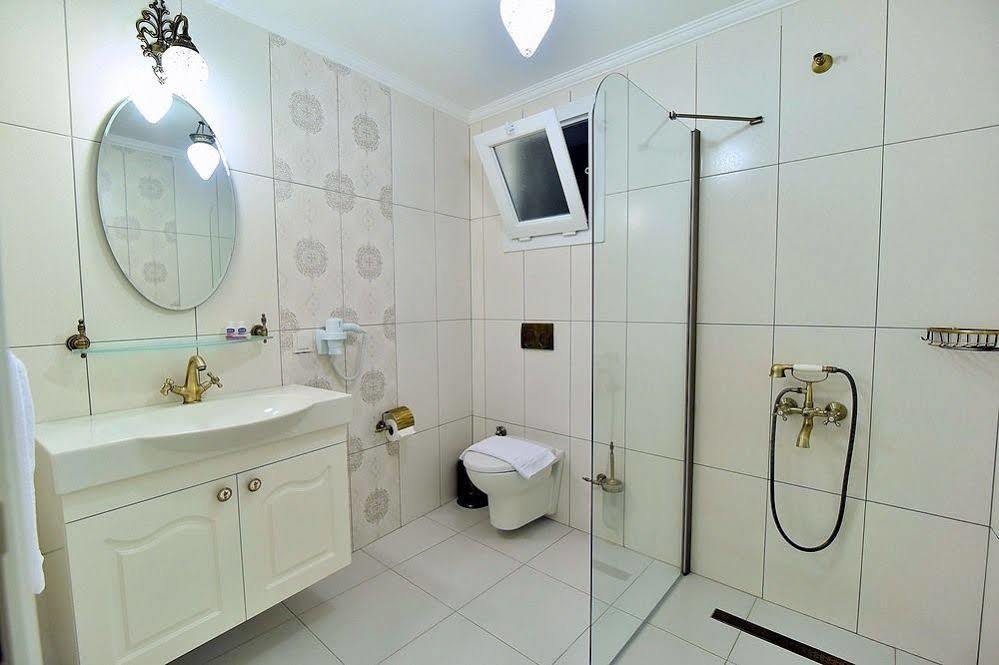 Bahama Art Hotel ทูร์กุทริส ภายนอก รูปภาพ